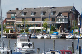 Отель Hotel Harlesiel  Харлезил